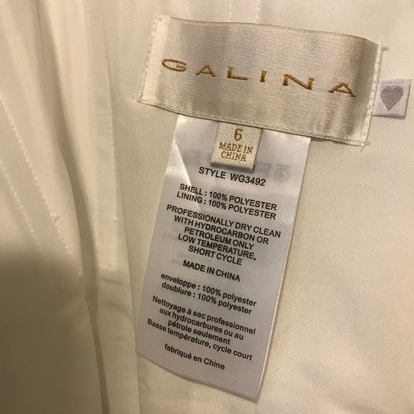 BRAND NEW Sz 6 Galina Strapless Wedding Dress
